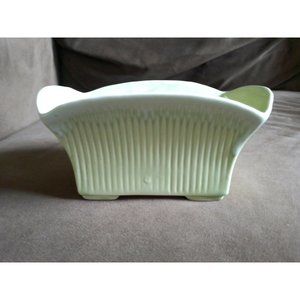 Vintage USA Marietta Modern Drip Planter M-105